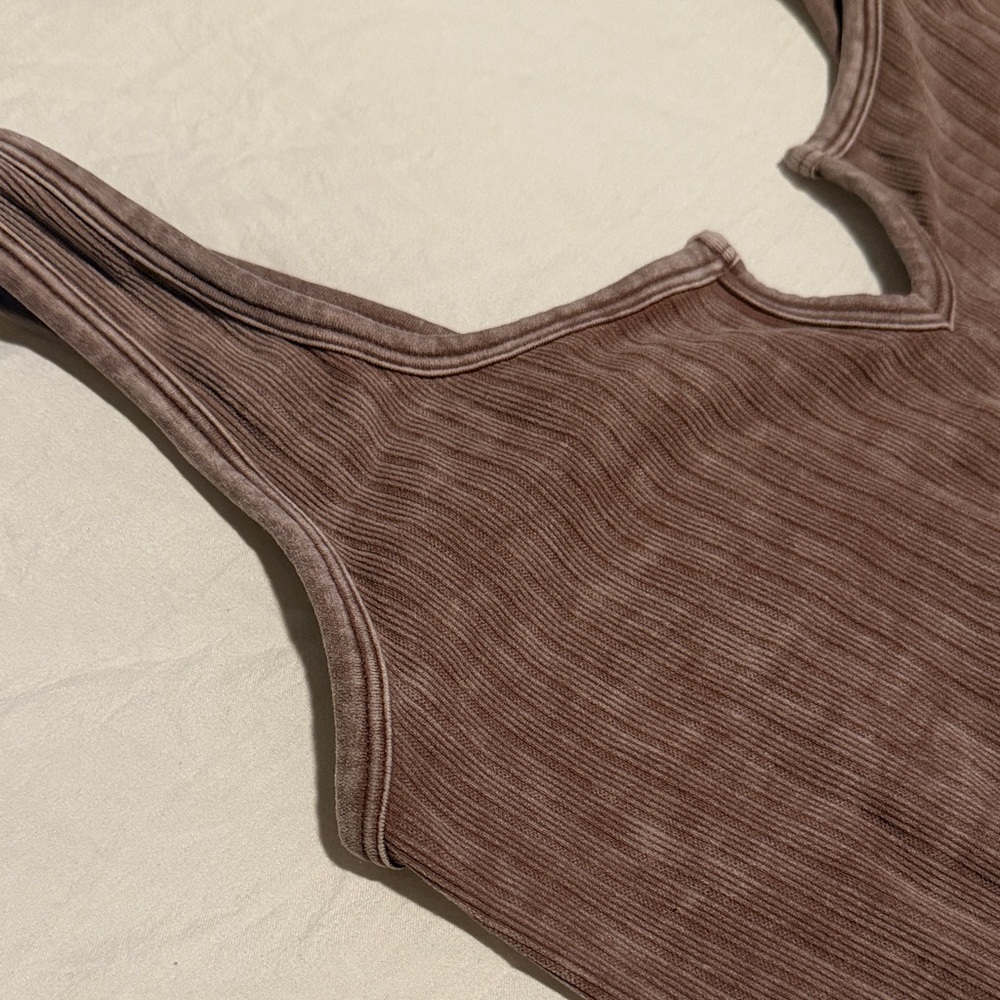 Zenana Outfitters Brown Ribbed Tank Top - Picture 2 of 4